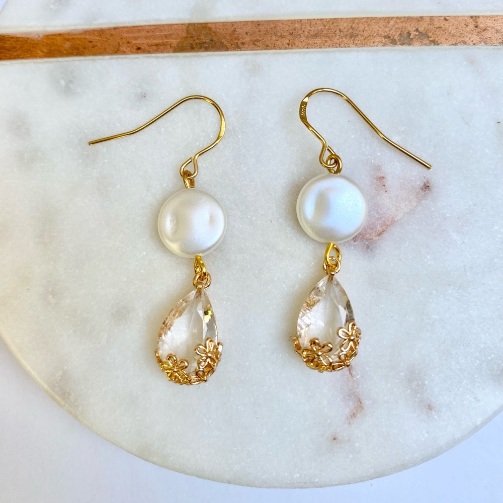 Faux Freshwater Pearl Earrings with Gold Plated French style ear wires NWT